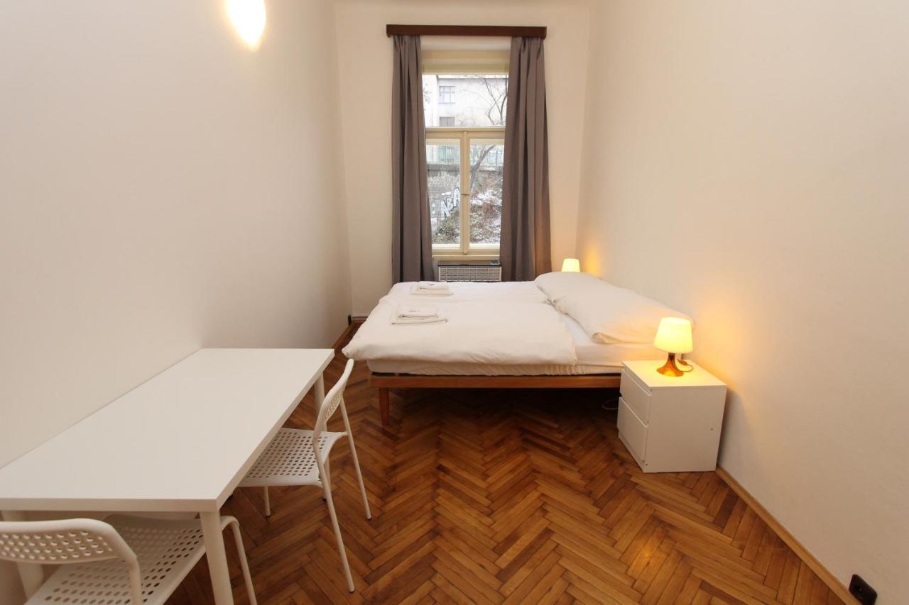 Zizka Apartmán *